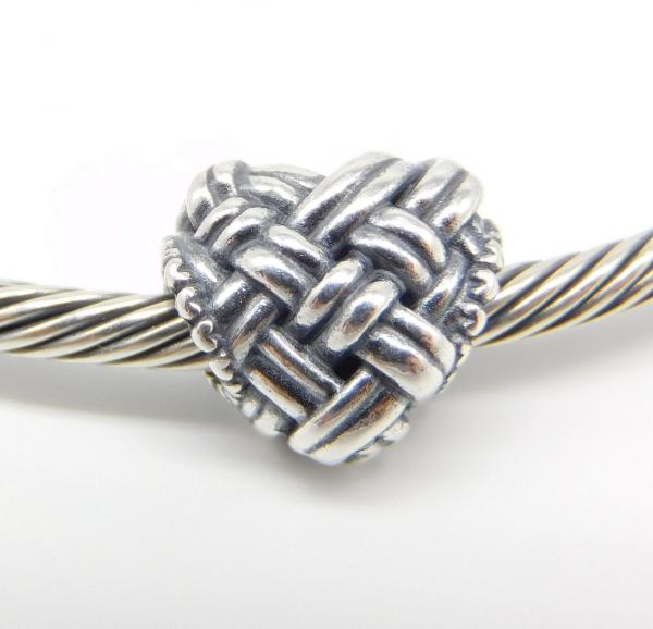 Love Knot - The Palace of Amber